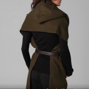 MAX AZRIA HOODED CAPE ONE SIZE